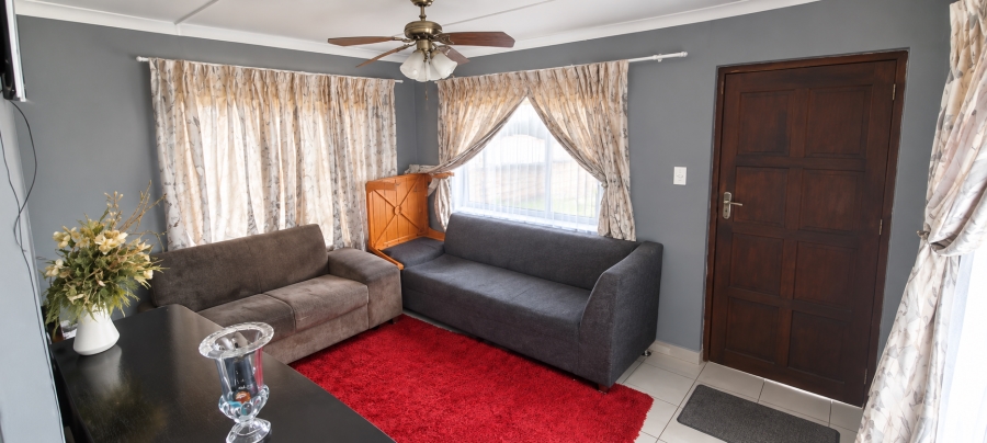 2 Bedroom Property for Sale in Cambridge West Eastern Cape